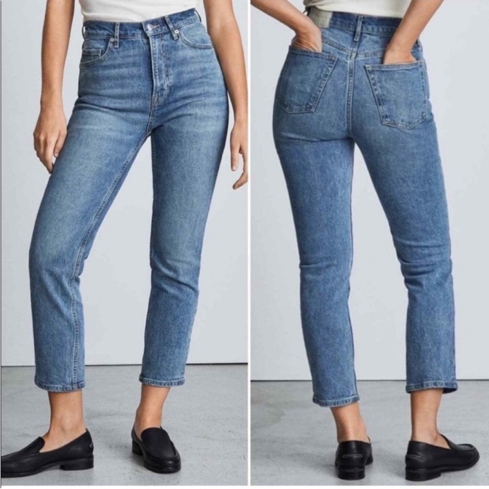 NWOT Everlane The Cheeky Jean Crop Medium Blue
Wash Jeans Women’s 28